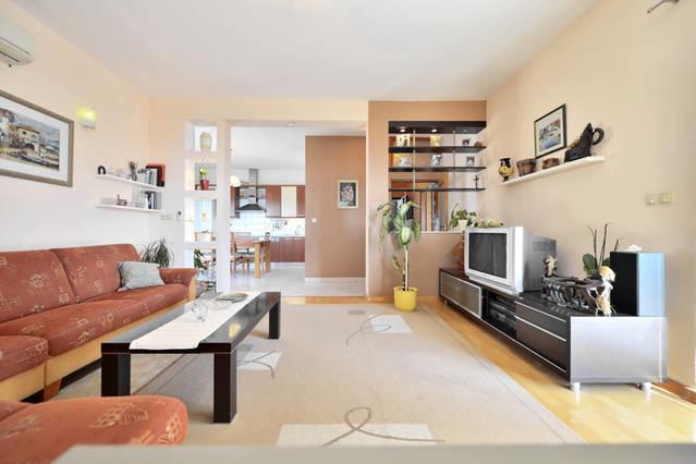 Apartment Lejo Jesenice  Εξωτερικό φωτογραφία